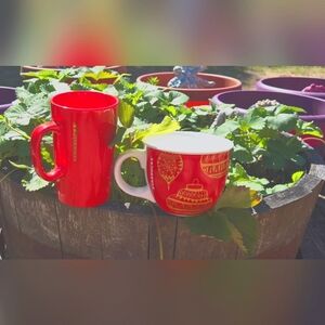 Starbucks Holiday Collection